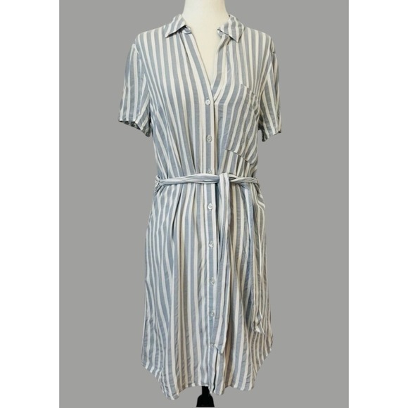 Dynamite Blue & White Striped Shirt‎ Dress with Belt Short Sleeve Small - Picture 5 of 10